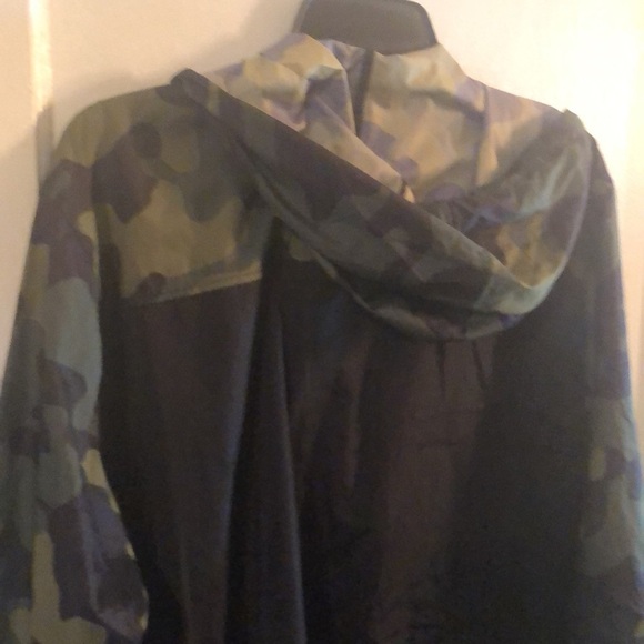 ATHLETIC RECON “Firebee” Windbreaker Camouflage Jacket Men’s Size Medium - Picture 7 of 11